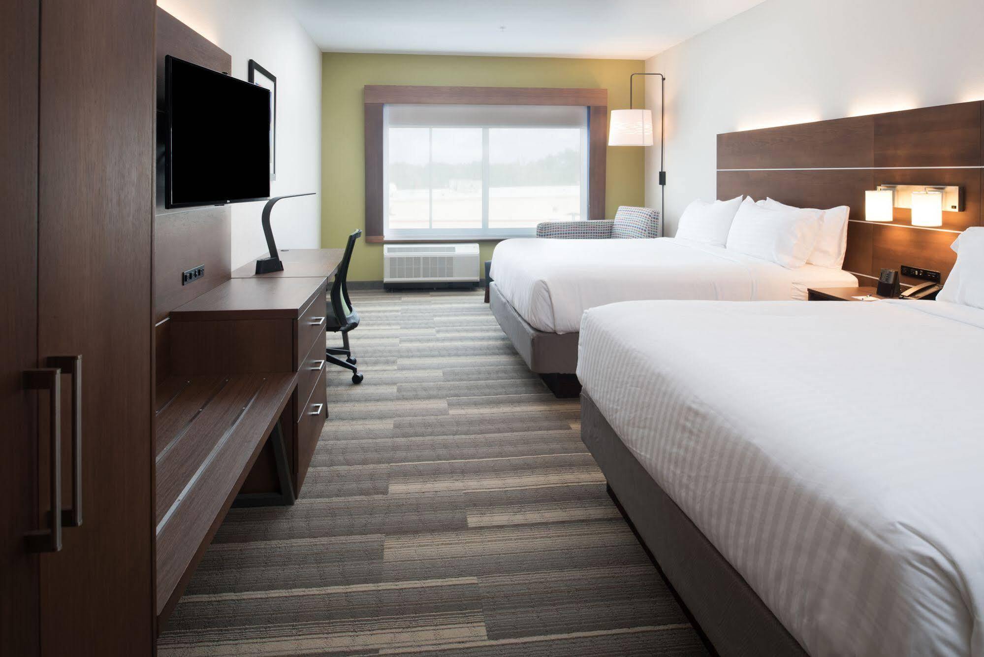 Holiday Inn Express & Suites Ruston By Ihg Exterior photo