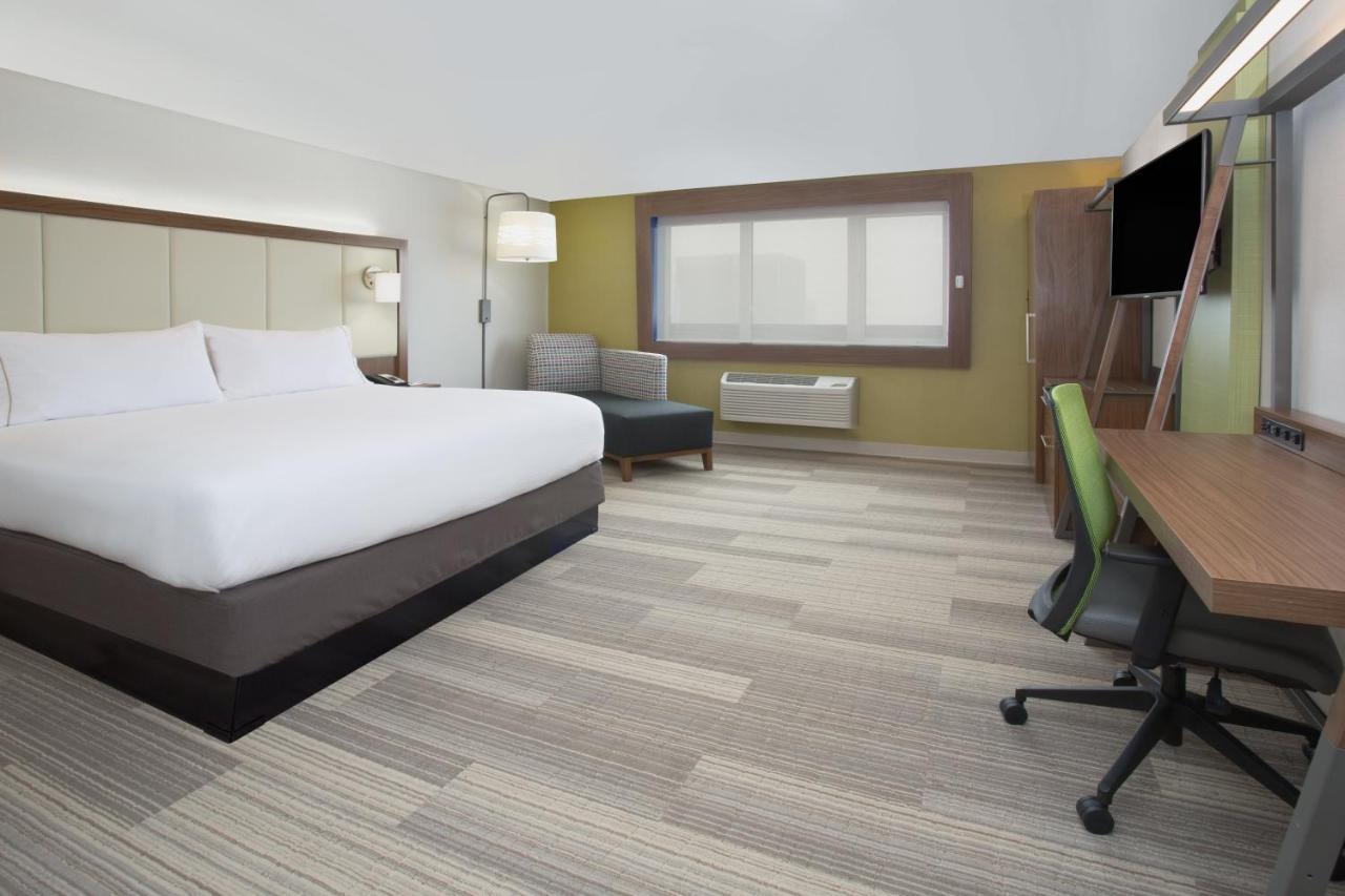 Holiday Inn Express & Suites Ruston By Ihg Exterior photo